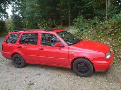 Rot Gebraucht 1998 VW Golf III Kombi | 3.250 €