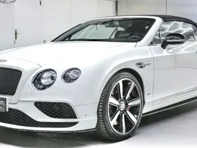 Gebraucht Bentley Continental GT Convertible Mulliner 528 PS (388 kW) 2017 Weiß Cabrio