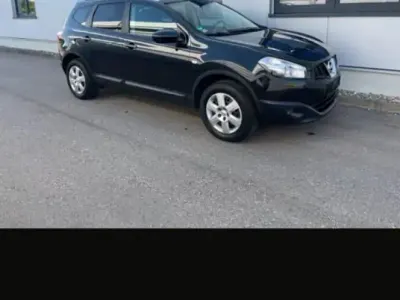 Gebraucht Nissan Qashqai 141 PS (103 kW) 2011 Schwarz SUV