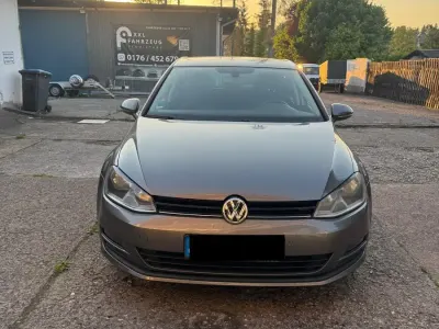 Gebraucht VW Golf VII 85 PS (62 kW) 2013 Grau Limousine