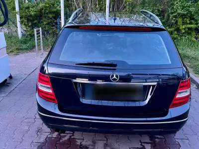 Gebraucht Mercedes C200 136 PS (100 kW) 2012 Schwarz Kombi