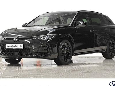 Second-hand VW Passat R-line 150 CP (110 kW) 2026 Negru Break