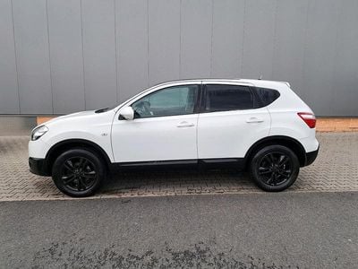 Gebraucht Nissan Qashqai 141 PS (103 kW) 2010 Weiß SUV