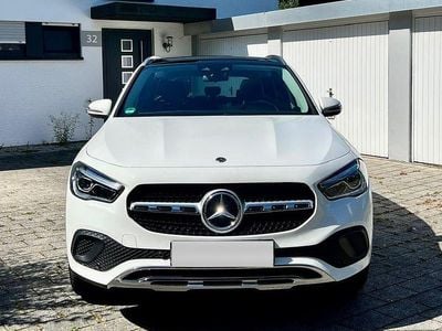 Mercedes GLA200