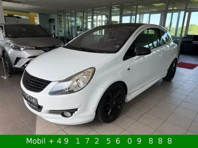 Gebraucht Opel Corsa Edition 90 PS (66 kW) 2009 Weiß Kleinwagen
