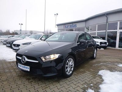 Gebraucht Mercedes A180 136 PS (100 kW) 2020 Schwarz Limousine