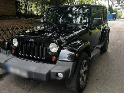 Gebraucht Jeep Wrangler Sahara 177 PS (130 kW) 2010 Schwarz SUV