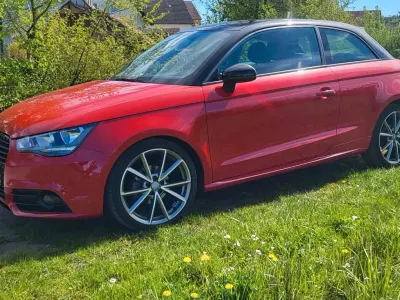 Gebraucht Audi A1 86 PS (63 kW) 2010 Rot Kleinwagen