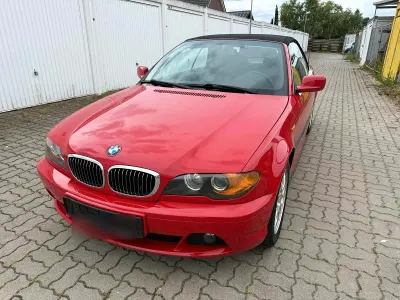 Begagnad BMW 320 Cabriolet 170 HK (125 kW) 2003 Röd Cab