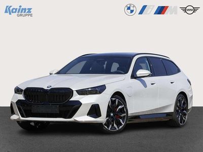 Ny BMW 550e Performance 489 HK (359 kW) 2026 Hvid Stationcar