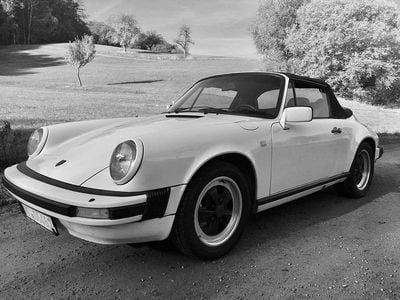 Weiß Gebraucht 1983 Porsche 911SC Cabrio | 60.000 €