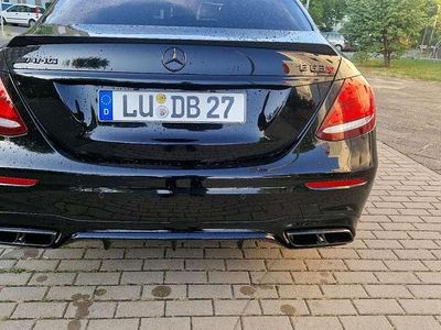 Schwarz Gebraucht 2017 Mercedes E63 AMG AMG Limousine | 55.200 € (Teuer)