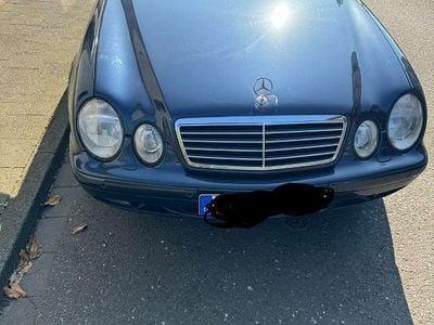 Mercedes CLK230