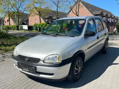 Second-hand Opel Corsa 65 CP (47 kW) 1998 Argintiu Hatchback