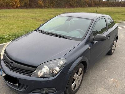 Opel Astra GTC