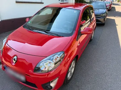Gebraucht Renault Twingo Rip Curl 76 PS (55 kW) 2009 Rot Kleinwagen