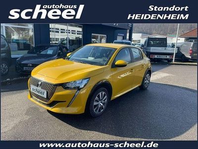 Gebraucht Peugeot e-208 Active 100 kW (136 PS) 2021 Lack gelb faro/typ aussenverklei Kleinwagen