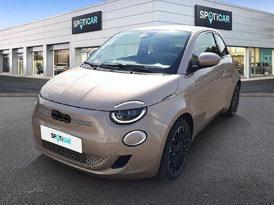 Usata Fiat 500e La Prima 86 kW (118 CV) 2023 Rosso Utilitaria