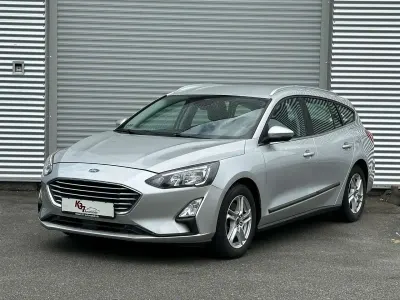 Gebraucht Ford Focus Cool & Connect 120 PS (88 kW) 2020 Silber Kombi