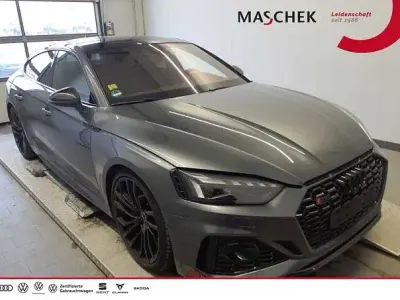 Gebraucht Audi RS5 Sportback Ambiente 450 PS (330 kW) 2022 Daytonagrau perleffekt Limousine
