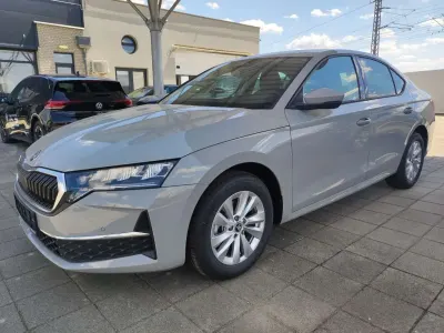 Neu Skoda Octavia Selection 150 PS (110 kW) 2026 Stahlgrau Limousine