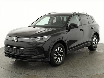 Grenadill schwarz metallic Neu 2025 VW Tiguan Life SUV | 45.445 € (Superpreis)