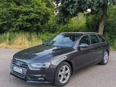 Gebraucht Audi A4 Sport 170 PS (125 kW) 2013 Schwarz Kombi