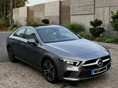 Gebraucht Mercedes A200 AMG Edition 1 163 PS (119 kW) 2020 Limousine