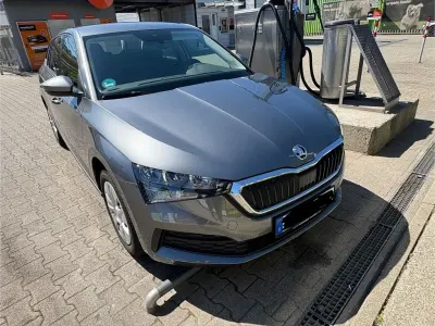 Usata Skoda Scala Active 95 CV (69 kW) 2023 Grigio Utilitaria