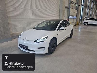 Pearl white multicoat Gebraucht 2021 Tesla Model 3 RWD Limousine | 24.300 € (Fairer Preis)