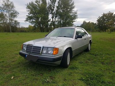 Gebraucht Mercedes 230 132 PS (97 kW) 1989 Violett Coupé