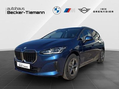 Gebraucht BMW 220 Active Tourer Sport Line 156 PS (114 kW) 2025 Blau Van / Kleinbus