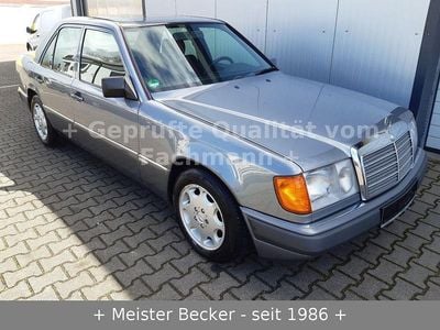 Usata Mercedes E230 Sportline 132 CV (97 kW) 1991 Grigio Berlina