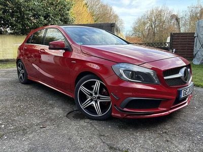 Gebraucht Mercedes A250 211 PS (155 kW) 2012 Rot Kleinwagen