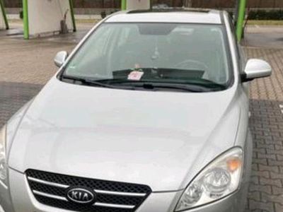 Gebraucht Kia Ceed 105 PS (77 kW) 2007 Grau Kleinwagen