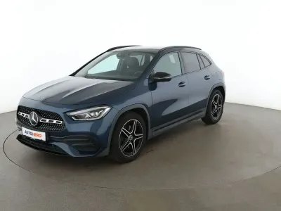 Gebraucht Mercedes GLA200 AMG line 163 PS (119 kW) 2020 Blau SUV