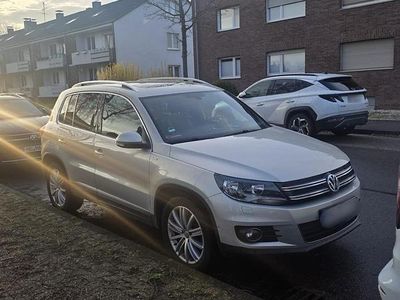 Gebraucht VW Tiguan 160 PS (117 kW) 2014 Grau SUV