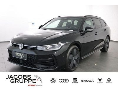 Gebraucht VW Passat Style 150 PS (110 kW) 2024 Schwarz Kombi