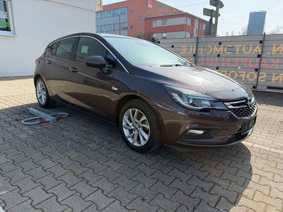 Gebraucht Opel Astra Innovation 150 PS (110 kW) 2017 Braun Limousine