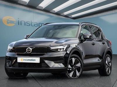 Schwarz Gebraucht 2025 Volvo EX40 Single Motor SUV | 51.249 € (Fairer Preis)
