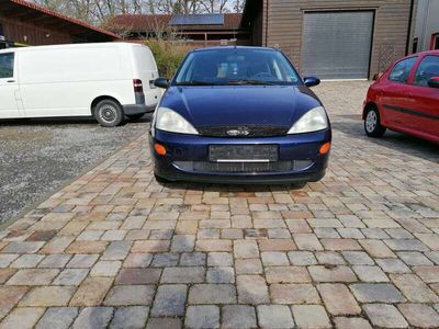 gebraucht Ford Focus Ambiente / KLIMA / TÜV 04-2024 / 1 HAND