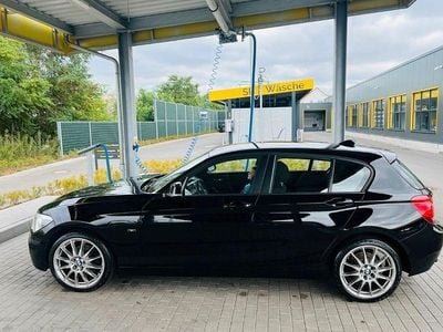 Schwarz Gebraucht 2013 BMW 118 Sport Line Kleinwagen | 7.200 € (Guter Preis)