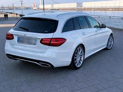 Gebraucht Mercedes C180 Avantgarde 131 PS (96 kW) 2015 Weiß Kombi