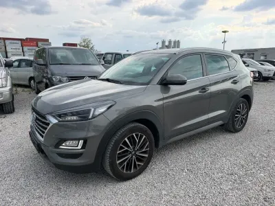 Gebraucht Hyundai Tucson Style 136 PS (100 kW) 2019 Grau SUV