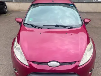Gebraucht Ford Fiesta 70 PS (51 kW) 2009 Violet Kleinwagen