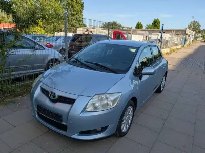 Gebraucht Toyota Auris Sol 124 PS (91 kW) 2007 Lsilber mica metallic Kleinwagen
