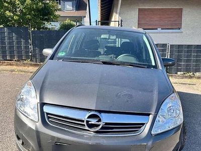 Grau Gebraucht 2009 Opel Zafira Innovation Van / Kleinbus | 2.600 € (Fairer Preis)