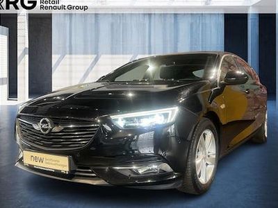 Usado Opel Insignia Dynamic 165 HP (121 kW) 2018 Preto Sedan