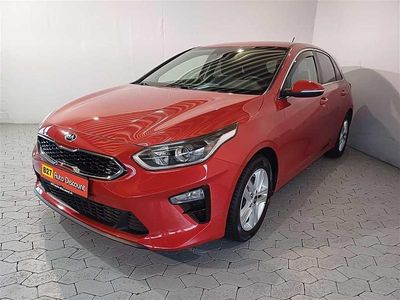 Rot Gebraucht 2019 Kia Ceed Vision Kleinwagen | 12.370 € (Fairer Preis)