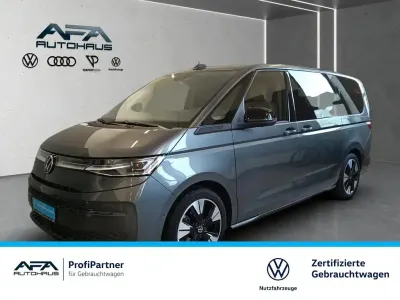 Gebraucht VW Multivan Life 150 PS (110 kW) 2025 Indiumgrau metallic Van / Kleinbus